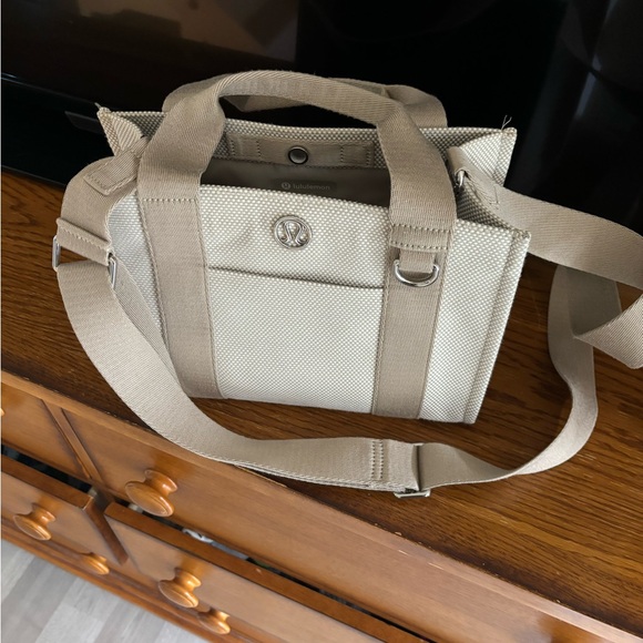Beige Canvas Shoulder Bag - Picture 2 of 8